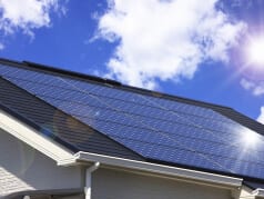 For photovoltaic generation stands, which are constantly exposed to the heat of the sun, JFE443CT’s strong resistance to thermal deformation makes it more suitable than SUS304.