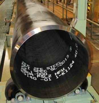 Photo: X80-grade HFW pipe with 1-inch thickness