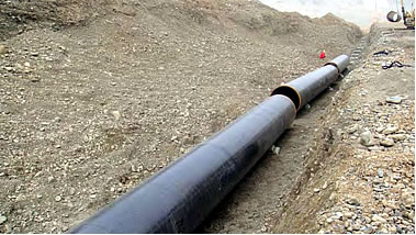Laying HIPER® earthquake-resistant linepipe