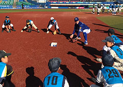 写真1 野球・陸上教室