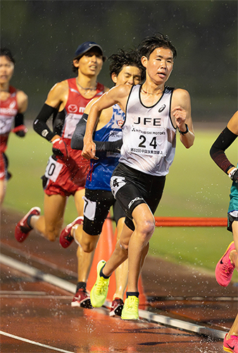 10000m チームトップとなった岩崎選手