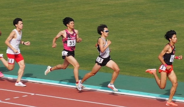 1500mでラストスパートをかける今西選手