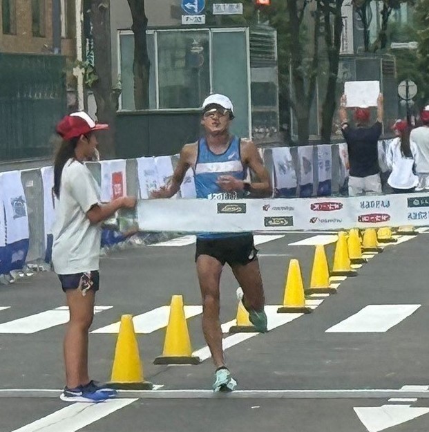 6位でフィニッシュする大野選手